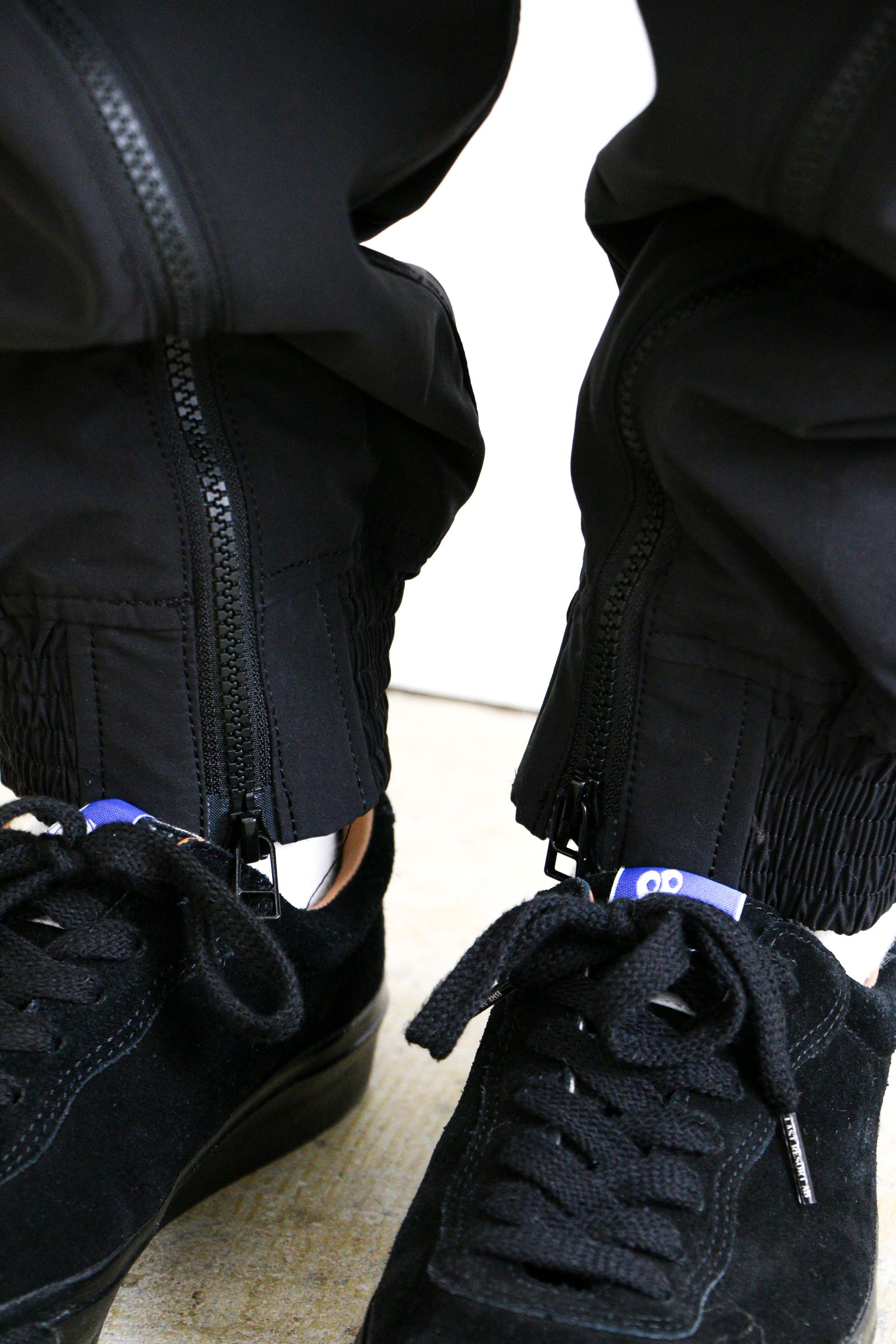 meanswhile - PADDING FLIGHT PT Off Black | koko meanswhile - PADDING FLIGHT PT Off Black | koko