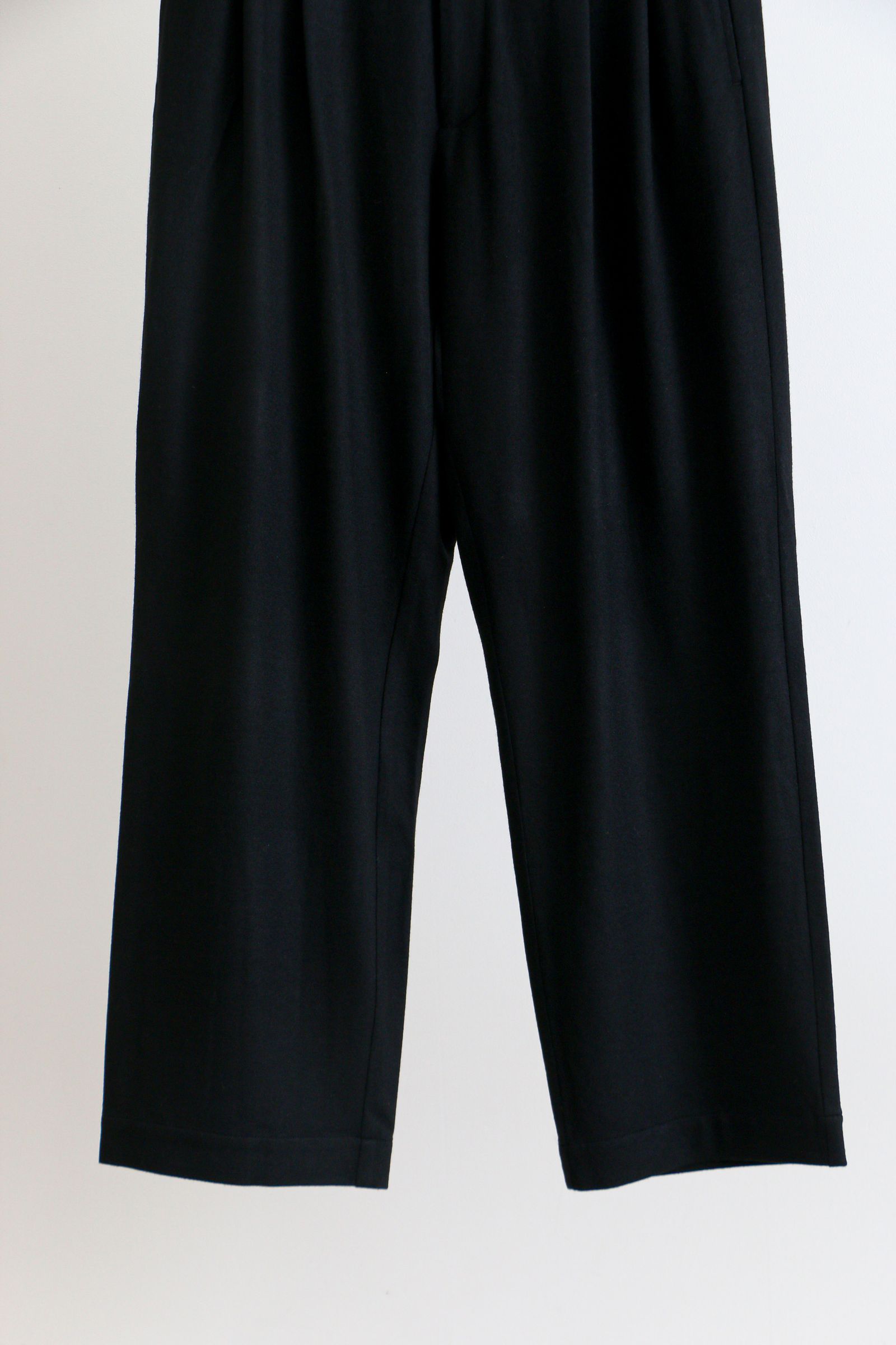 KANEMASA PHIL. - High Gauge Milled Wool Easy Slacks BLACK / ウール / スラックス /  ブラック | koko