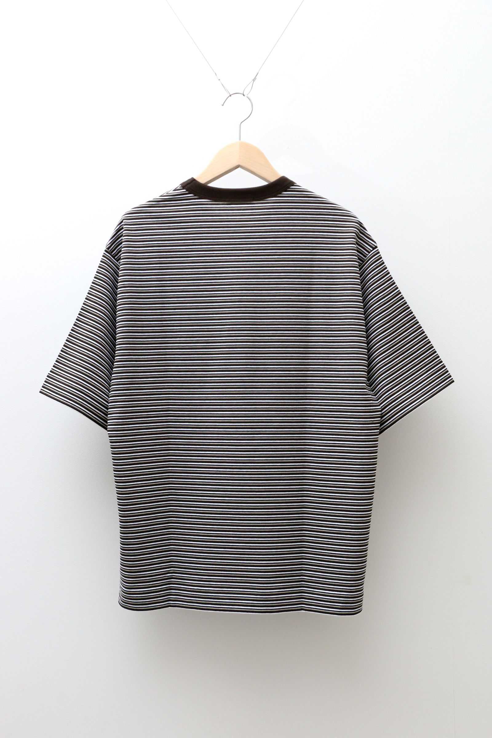 UNIVERSAL PRODUCTS - MULTI BORDER S/S T-SHIRT BROWN | koko