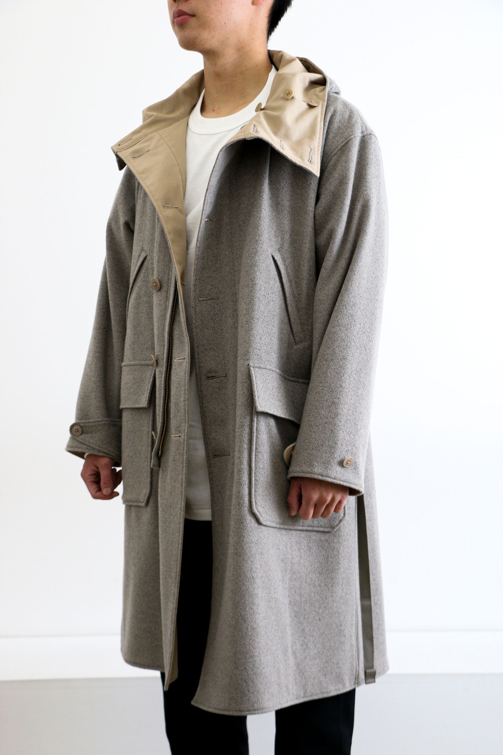 ULTERIOR - RB TWEED/OC TWILL RV HOODED COAT Taupe | koko