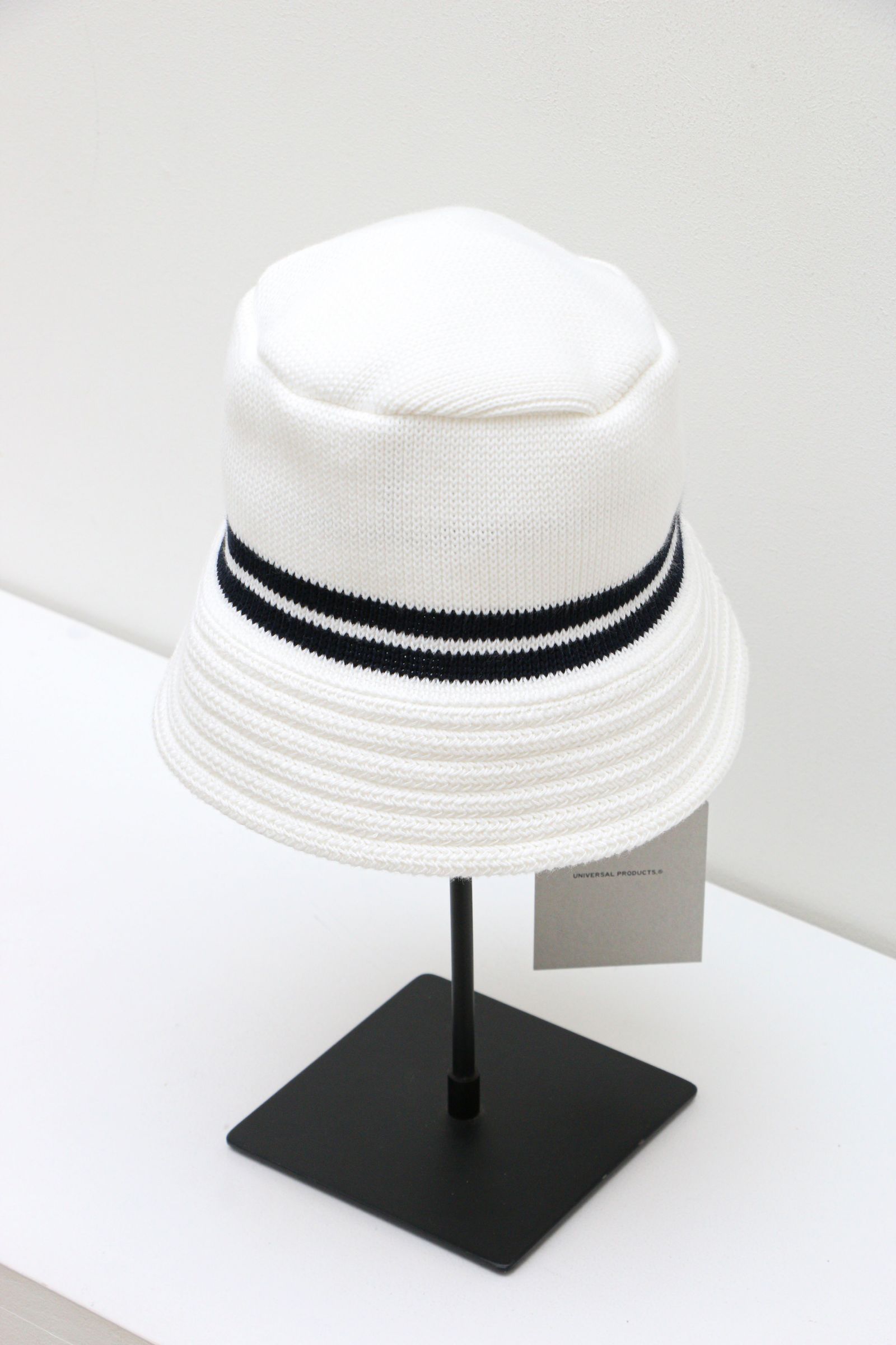 UNIVERSAL PRODUCTS - Comesandgose Crusher Hat WHITE LINE | koko