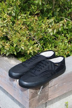 REPRODUCTION OF FOUND - US NAVY MILITARY TRAINER Black / US 