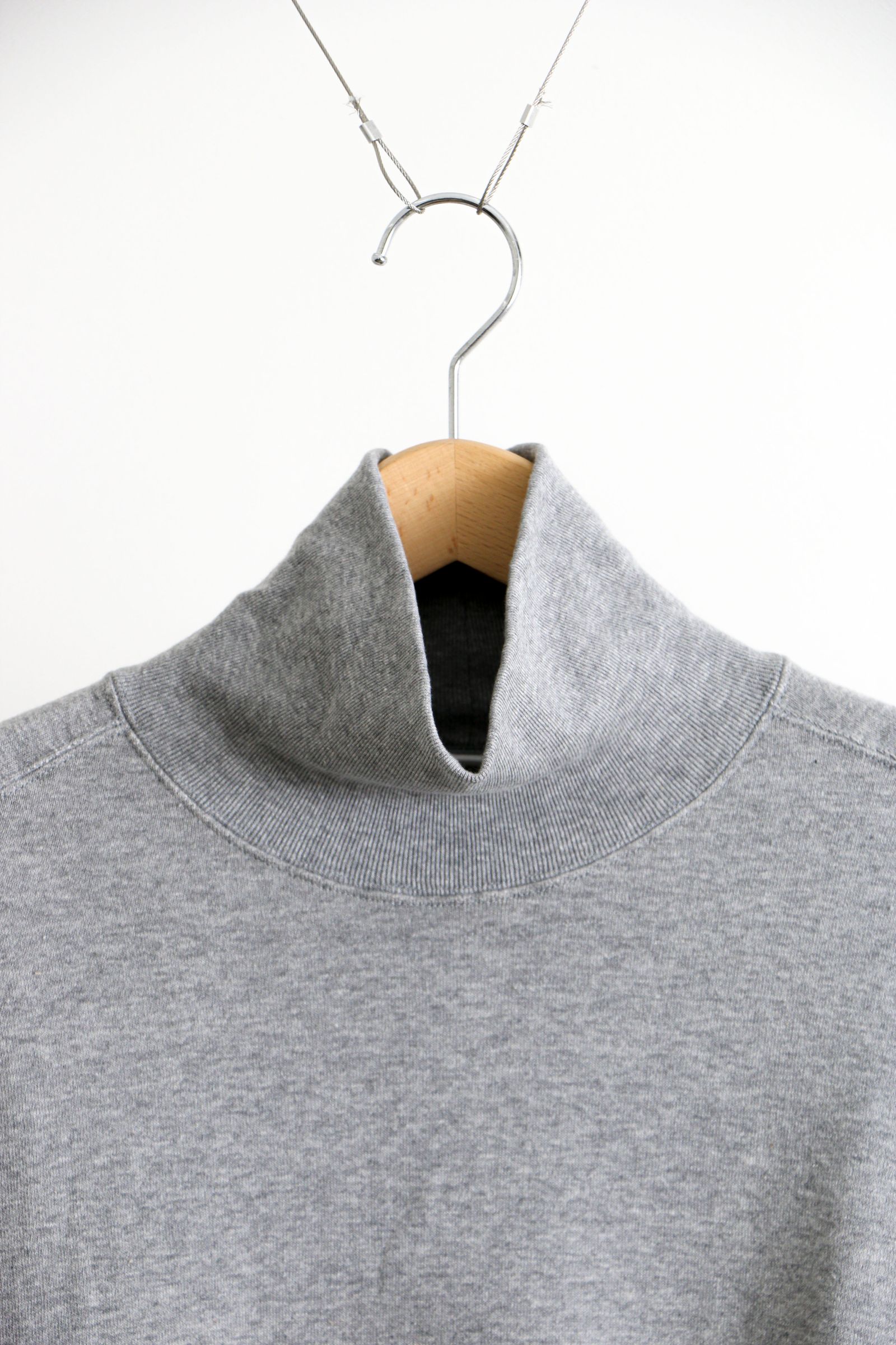 mocT LOOP WHEEL HIGH-NECK RAGLAN L/S SWEAT PO Heather Gray / スウェット / トップス /  ユニセックス - S