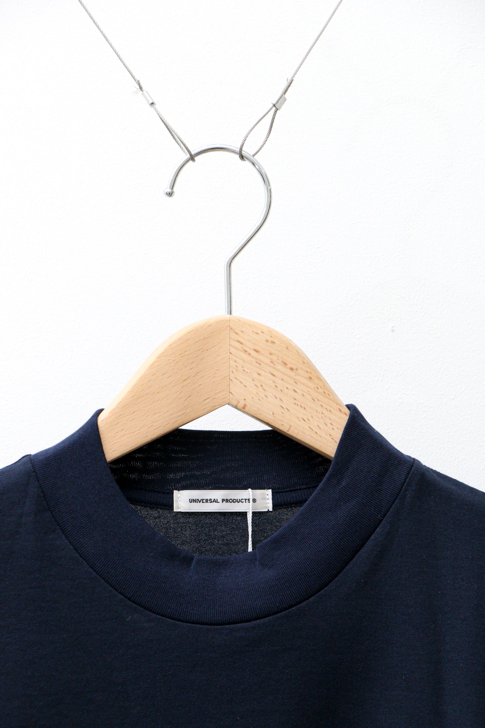 UNIVERSAL PRODUCTS - S/S MOCK NECK T-SHIRT NAVY | koko