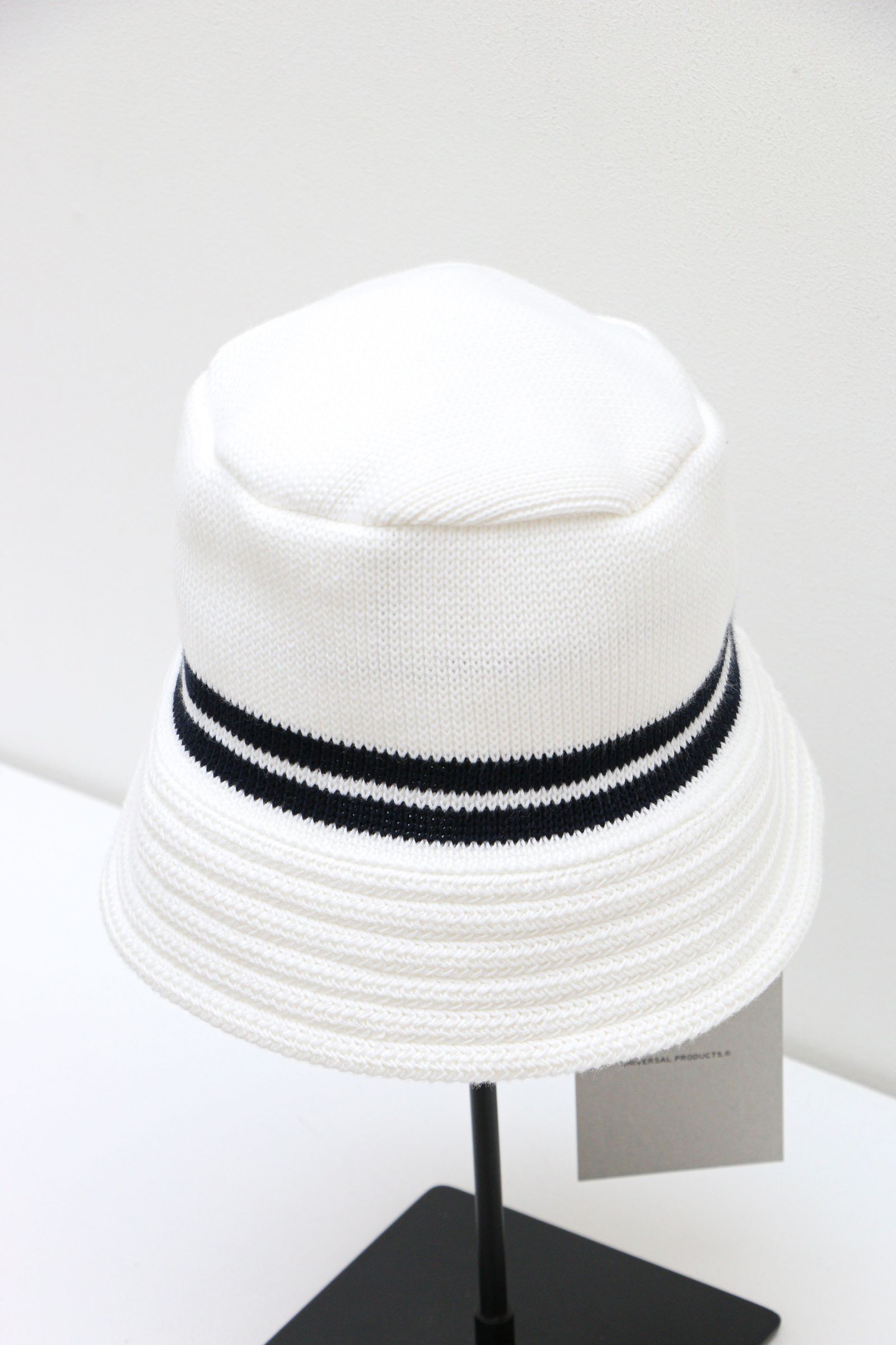 UNIVERSAL PRODUCTS - Comesandgose Crusher Hat WHITE LINE | koko