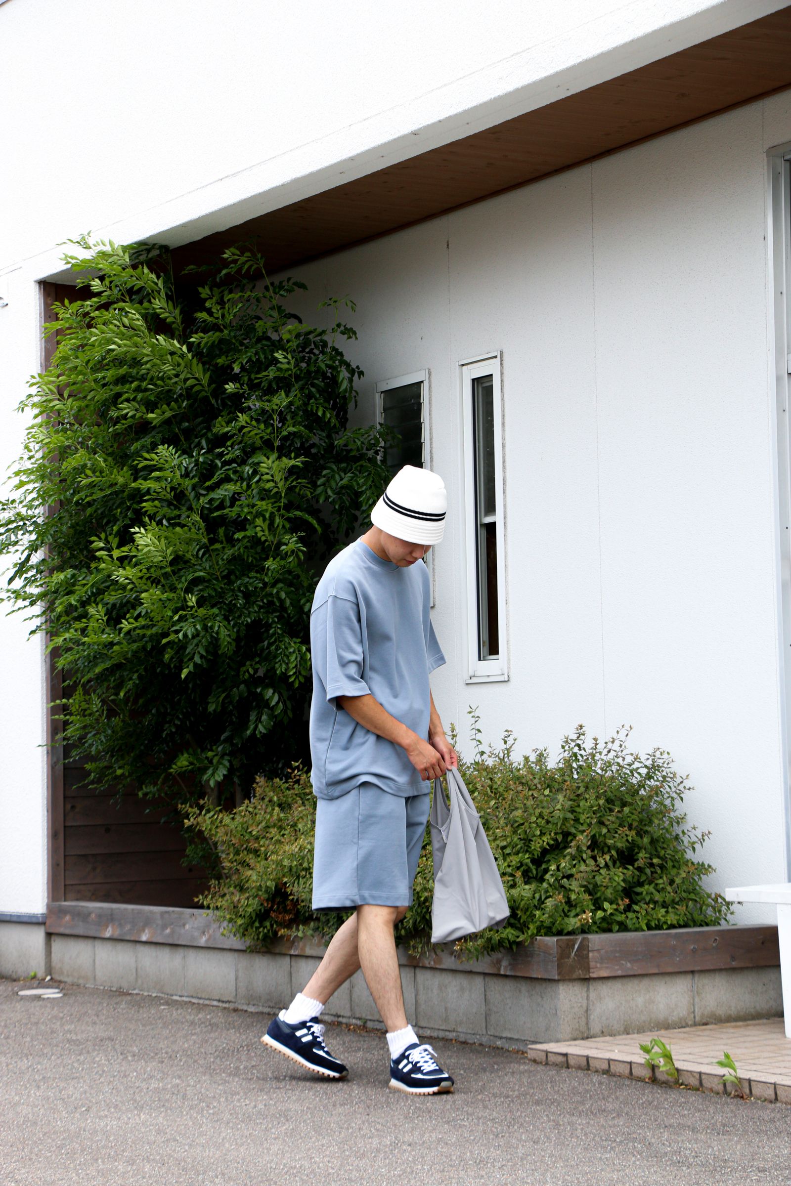 STYLE NO. 3883