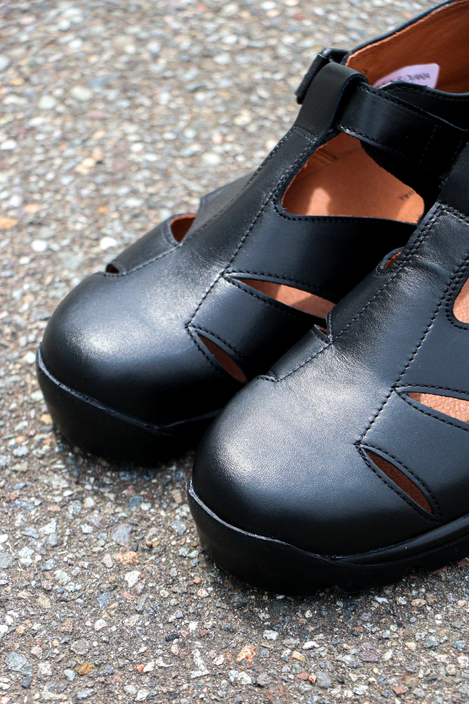 ITALIAN MILITARY SANDAL Black | koko