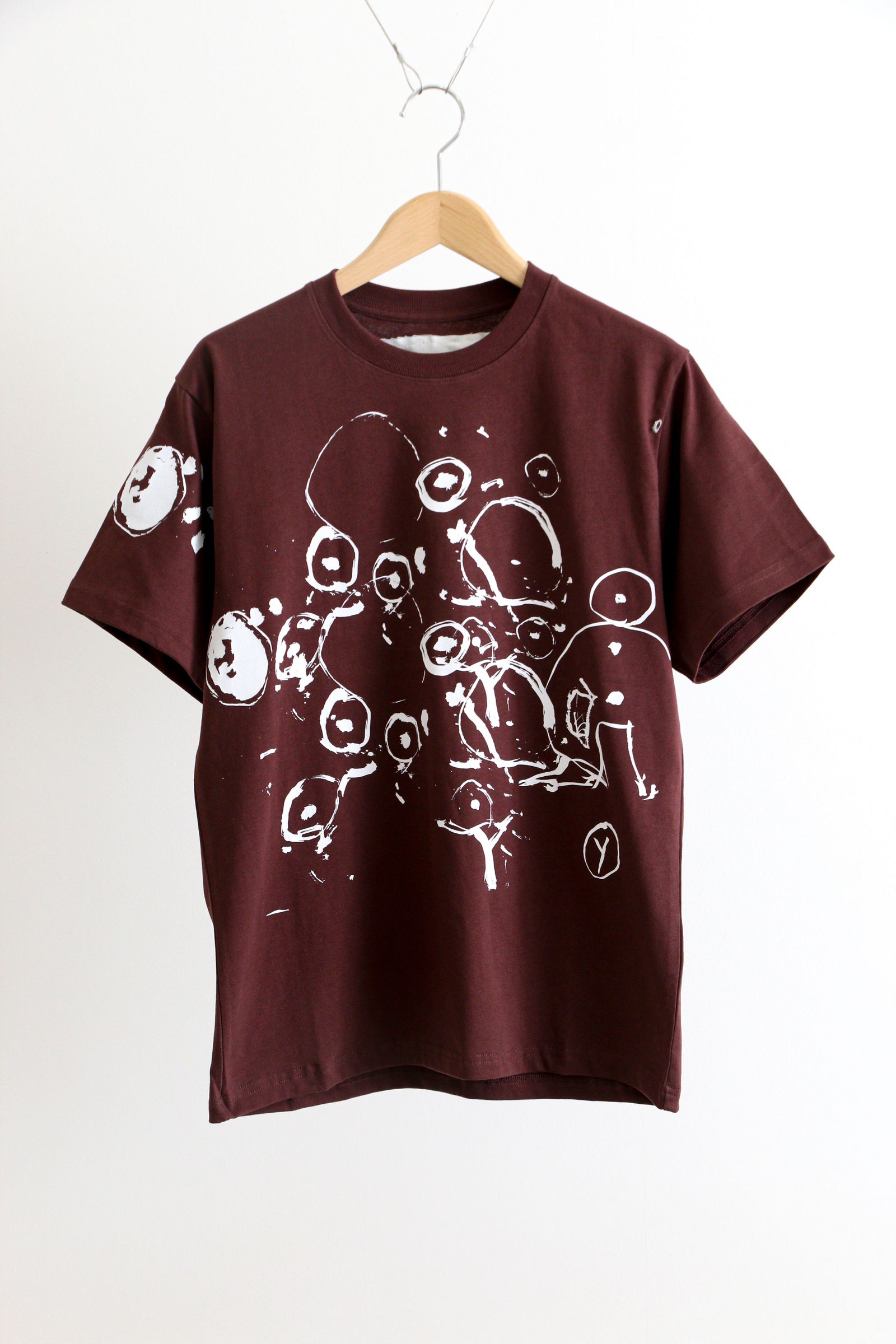 GENTLE FULLNESS - RECYCLED COTTON SS TEE / CHOCOLATE LUCAS DILLON