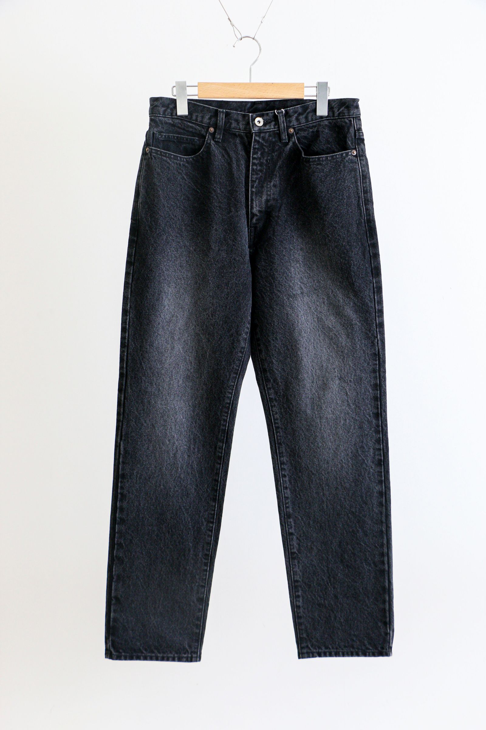 UNIVERSAL PRODUCTS - 5P STRAIGHT DENIM PANTS BLACK / ブラック