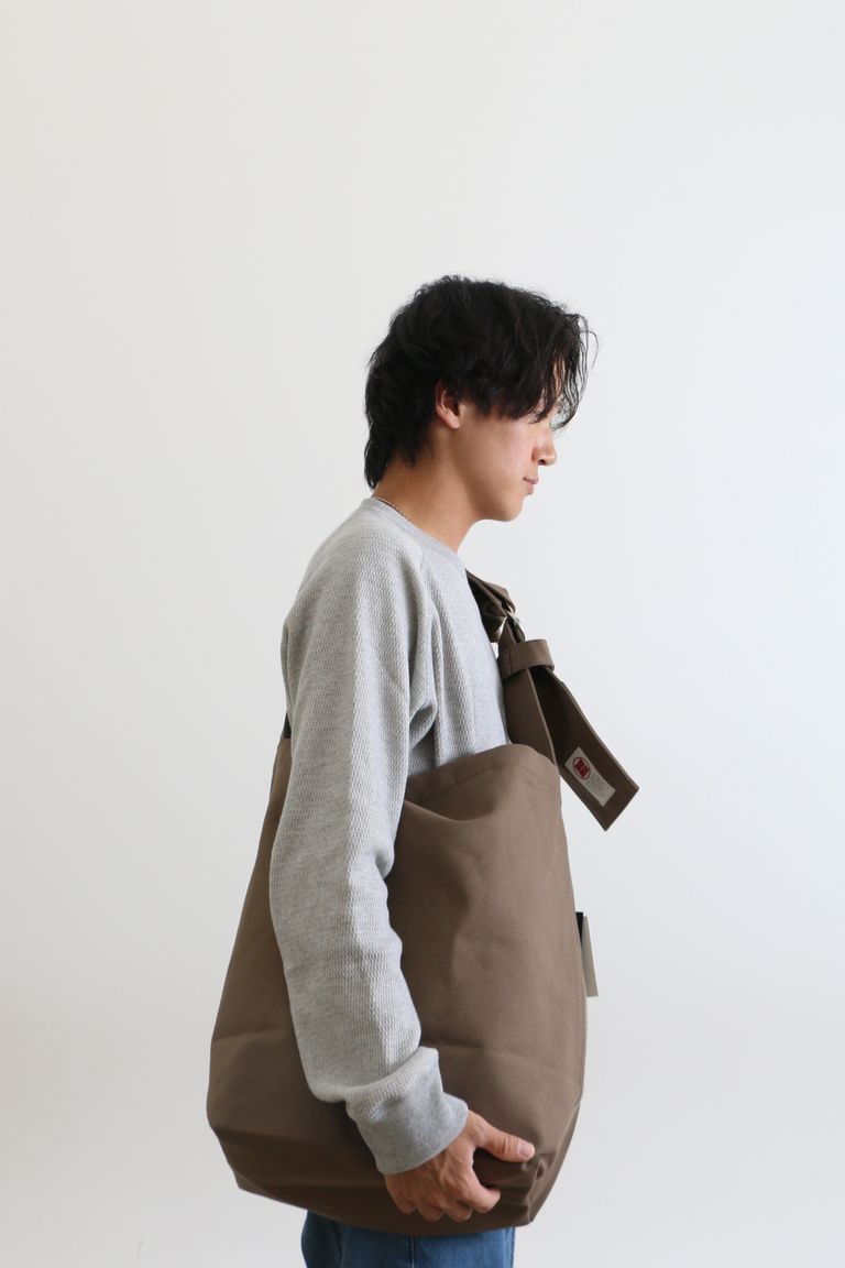 yorozu - 【 定番人気商品 】JP/帆布 タスキショルダー1番 / CANVAS  