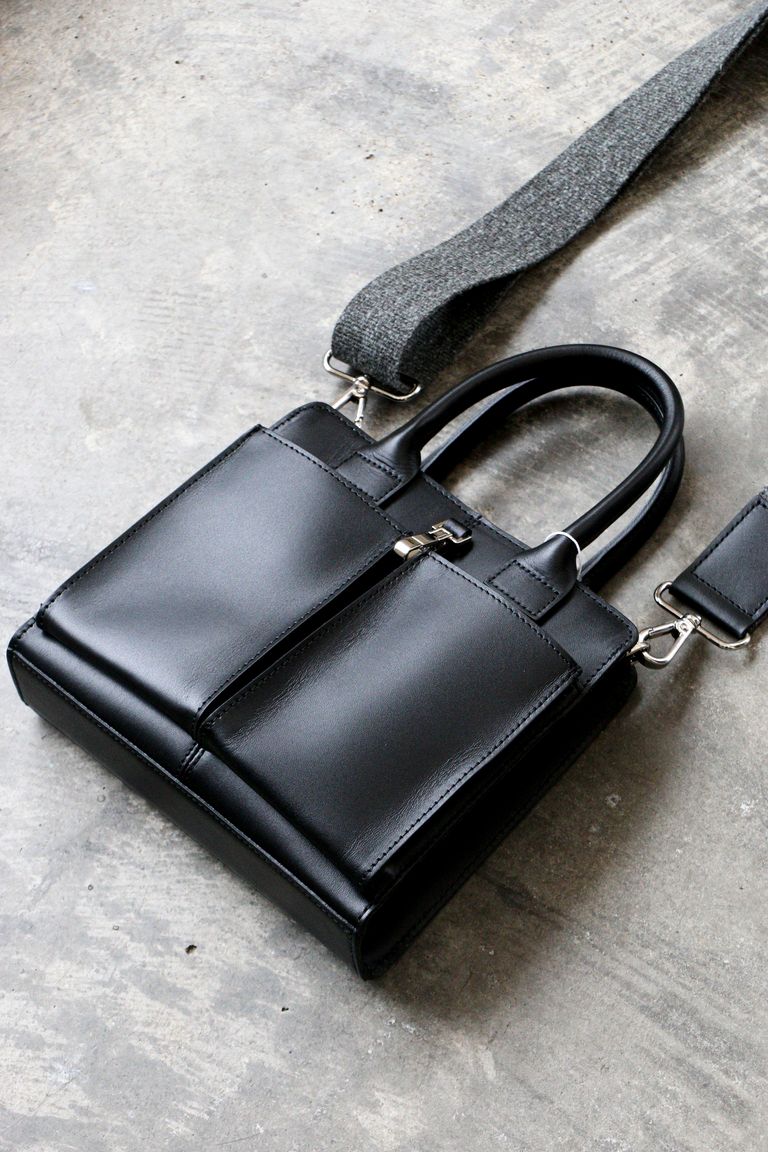 RICH I 色っぽく CTHY ヘルメットレザーバッグ ミニ 