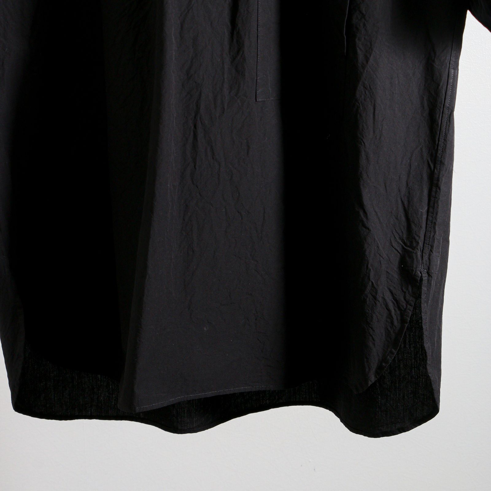 ULTERIOR - WASHED CHAMBRAY POPLIN SKIPPER SHIRT BLACK ULTERIOR - WASHED CHAMBRAY POPLIN SKIPPER SHIRT BLACK