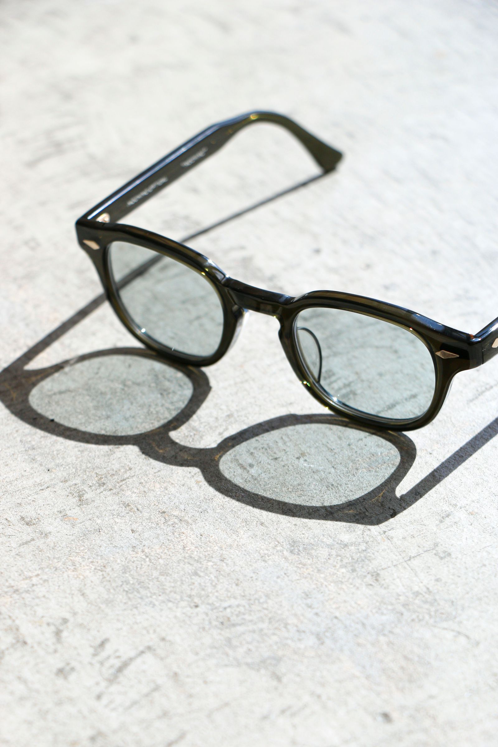 NOCHINO OPTICAL - NOCHINO 06 CLEAR SMOKE OLIVE × GREY GREEN NOCHINO OPTICAL - NOCHINO 06 CLEAR SMOKE OLIVE × GREY GREEN
