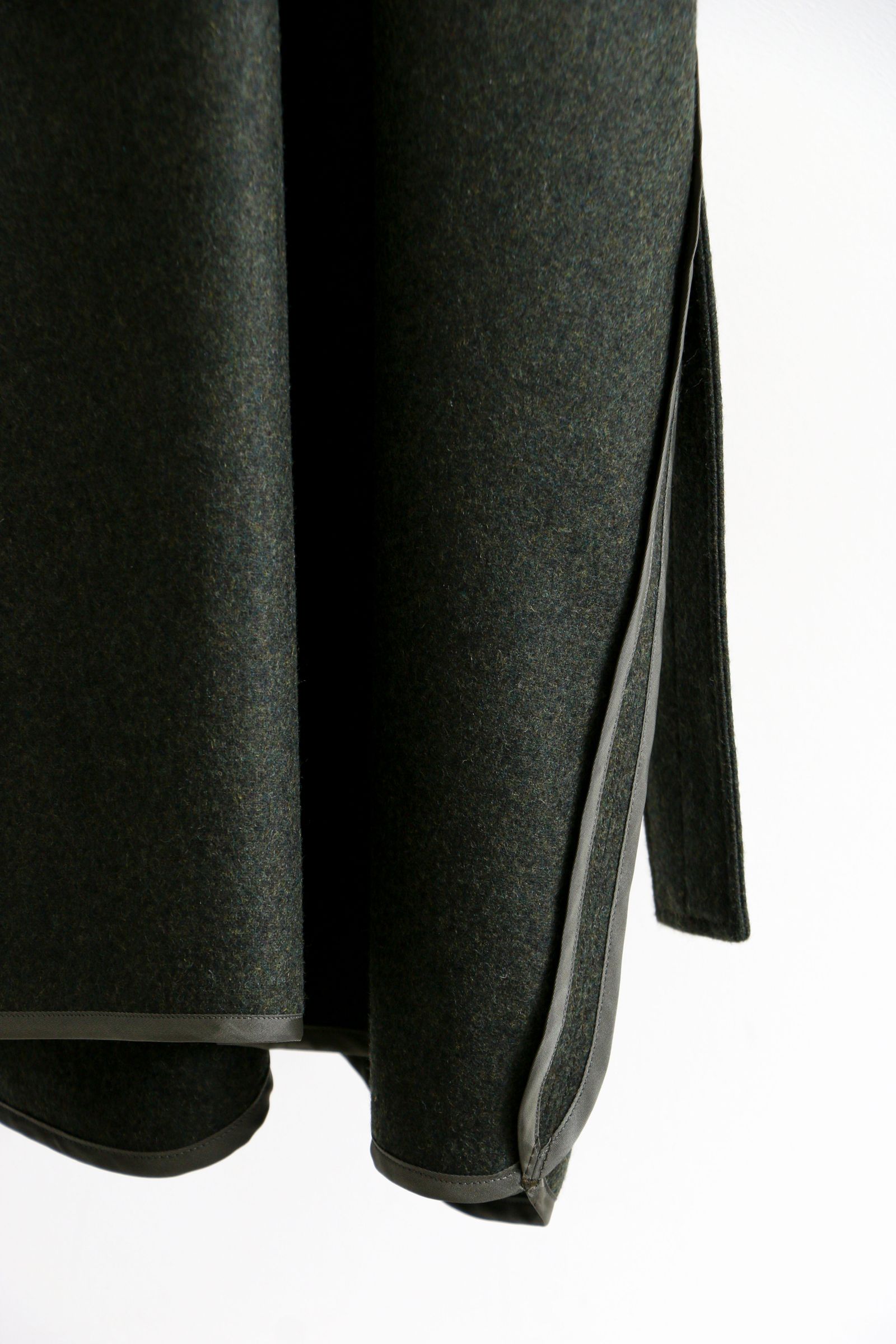 tac:tac - LIGHT MELTON - PIPING TRENCH COAT KHAKI | koko