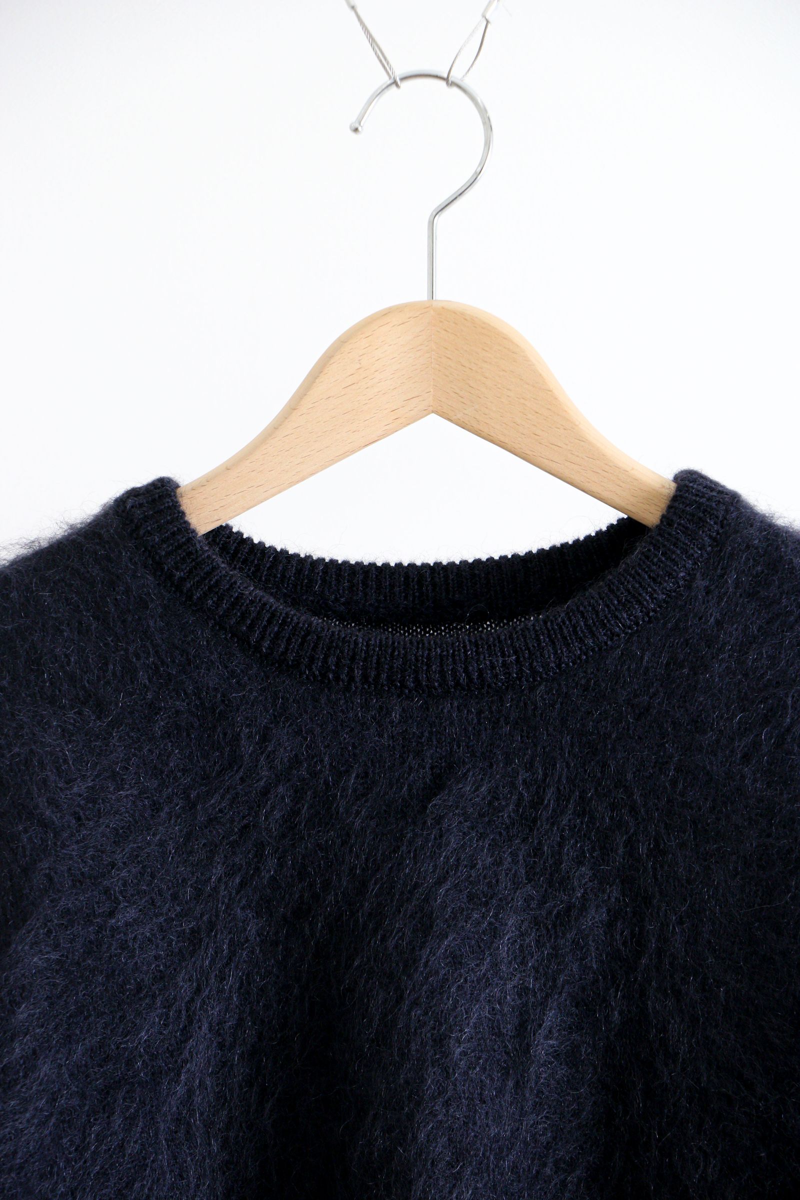 UNIVERSAL PRODUCTS - MOHAIR CREW NECK SWEATER D.NAVY / モヘア