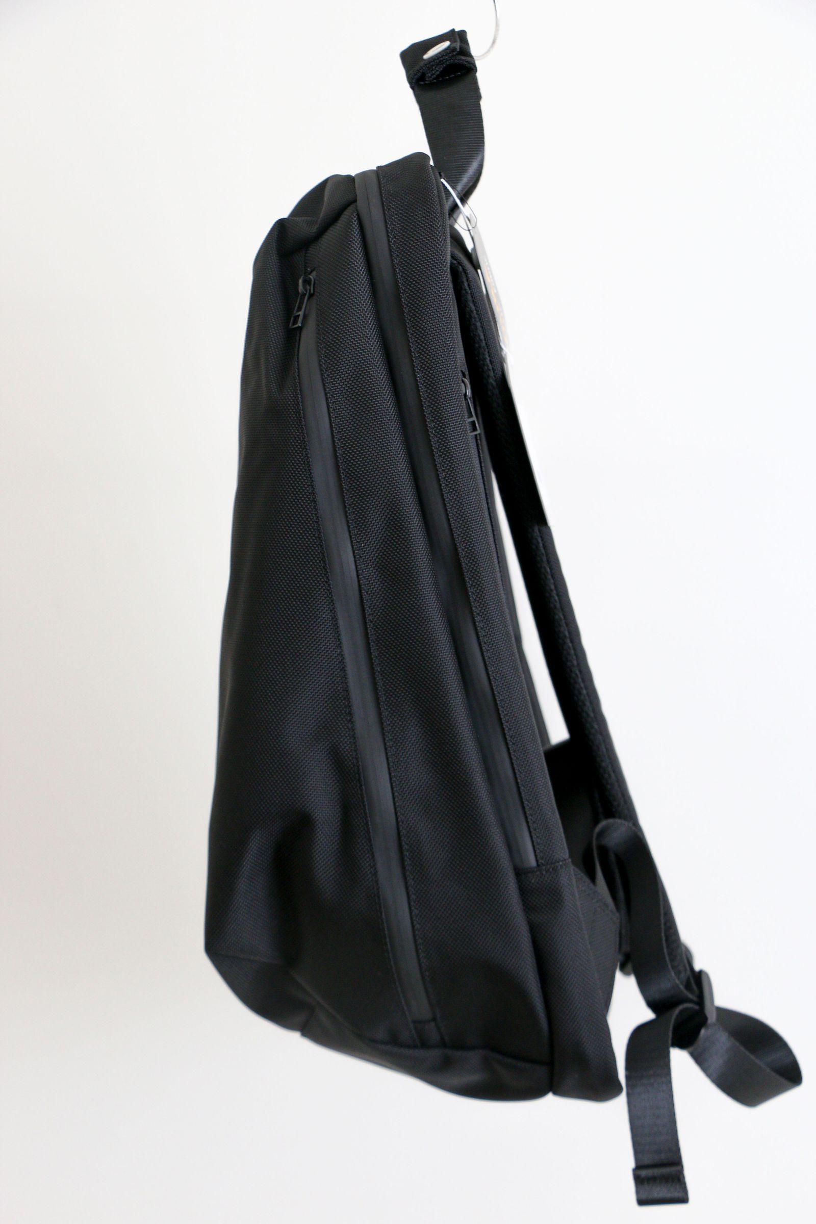 インターネットサイト UNIVERSAL PRODUCTS New Utility Bag