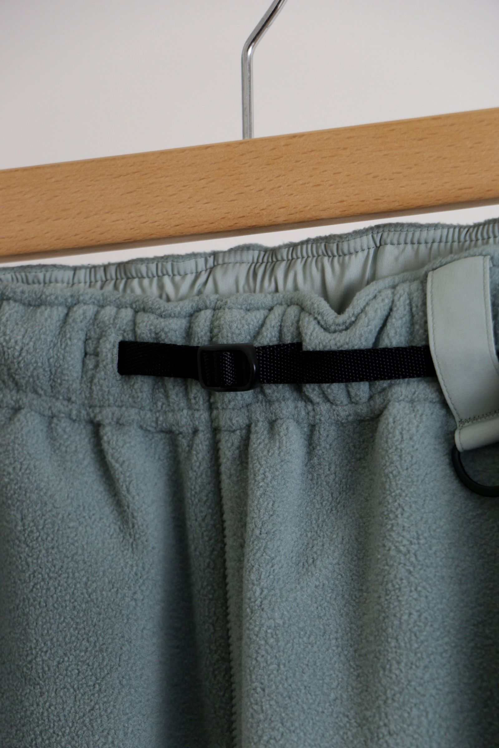 ADJUST BELT FLEECE PANTS PISTACHIO / アジャストベルト / フリースパンツ / ピスタチオ