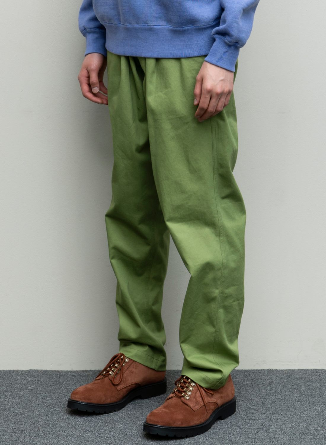 bal - WASHED TWILL ELASTIC WAIST TROUSER Green Tea | koko