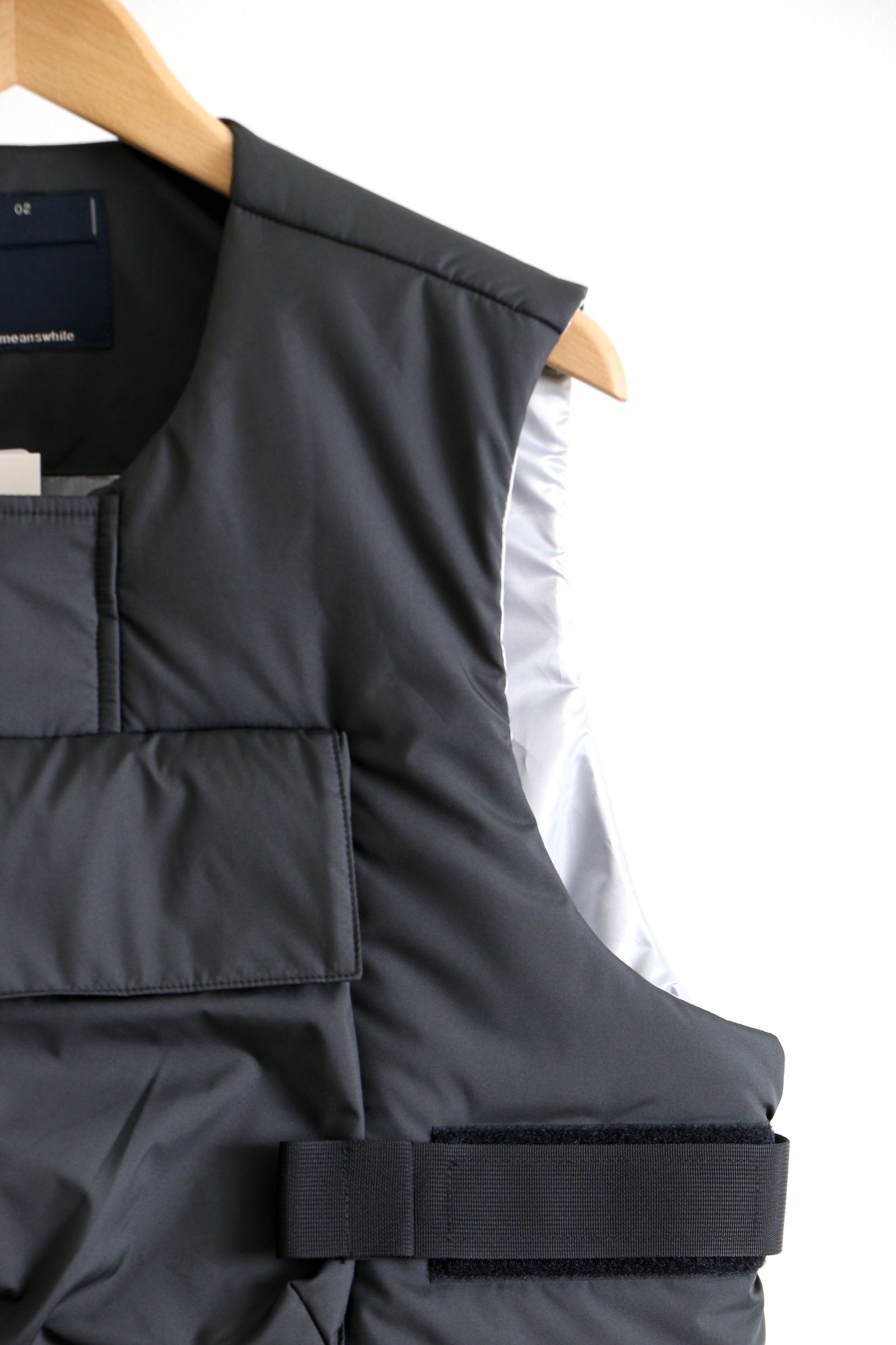 meanswhile - PADDING BODY ARMOR VEST Graphite/ ベスト