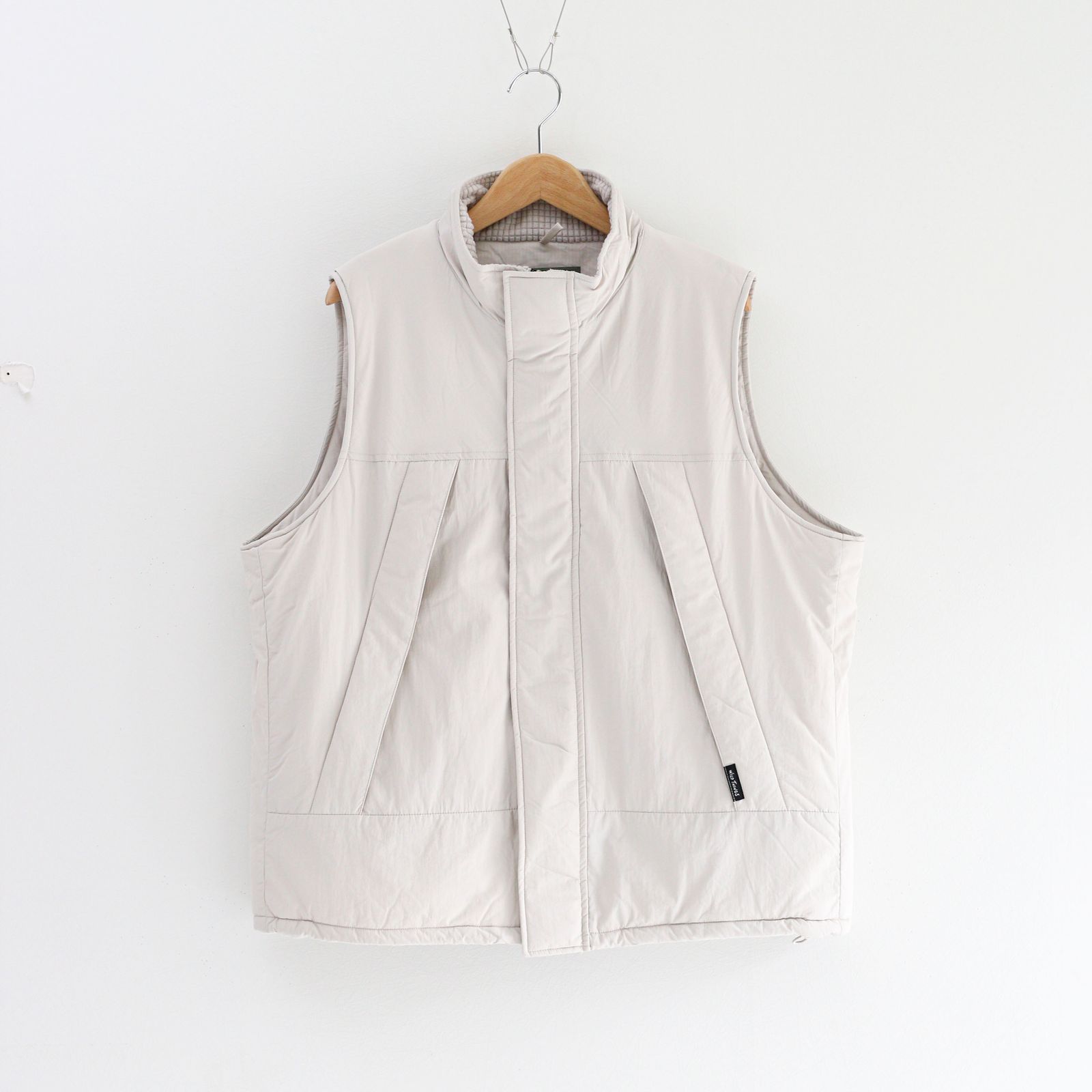 美品◎WILDTHINGS MONSTER VESTベージュ プリマロフト