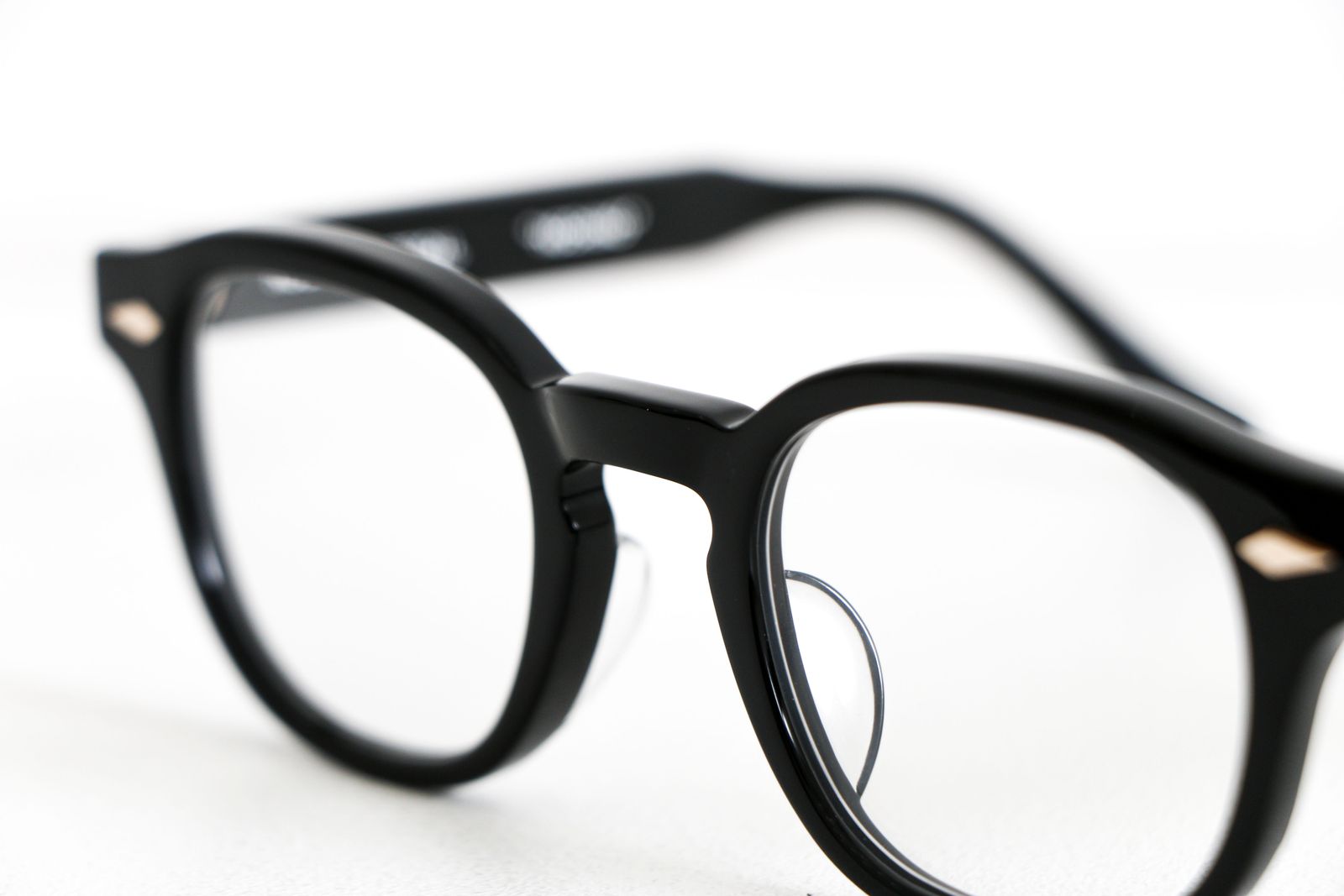 NOCHINO OPTICAL - NOCHINO 01 GLOSS BLACK × CLEAR TO GREY / (調光