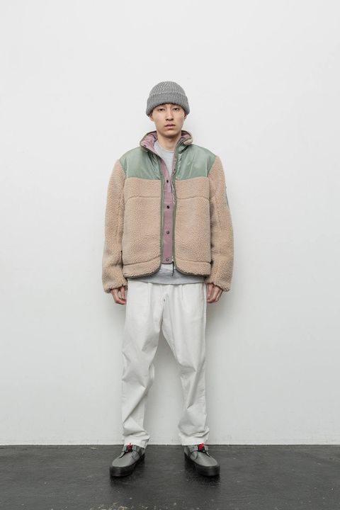 - 2019 A/W LOOK BOOK -