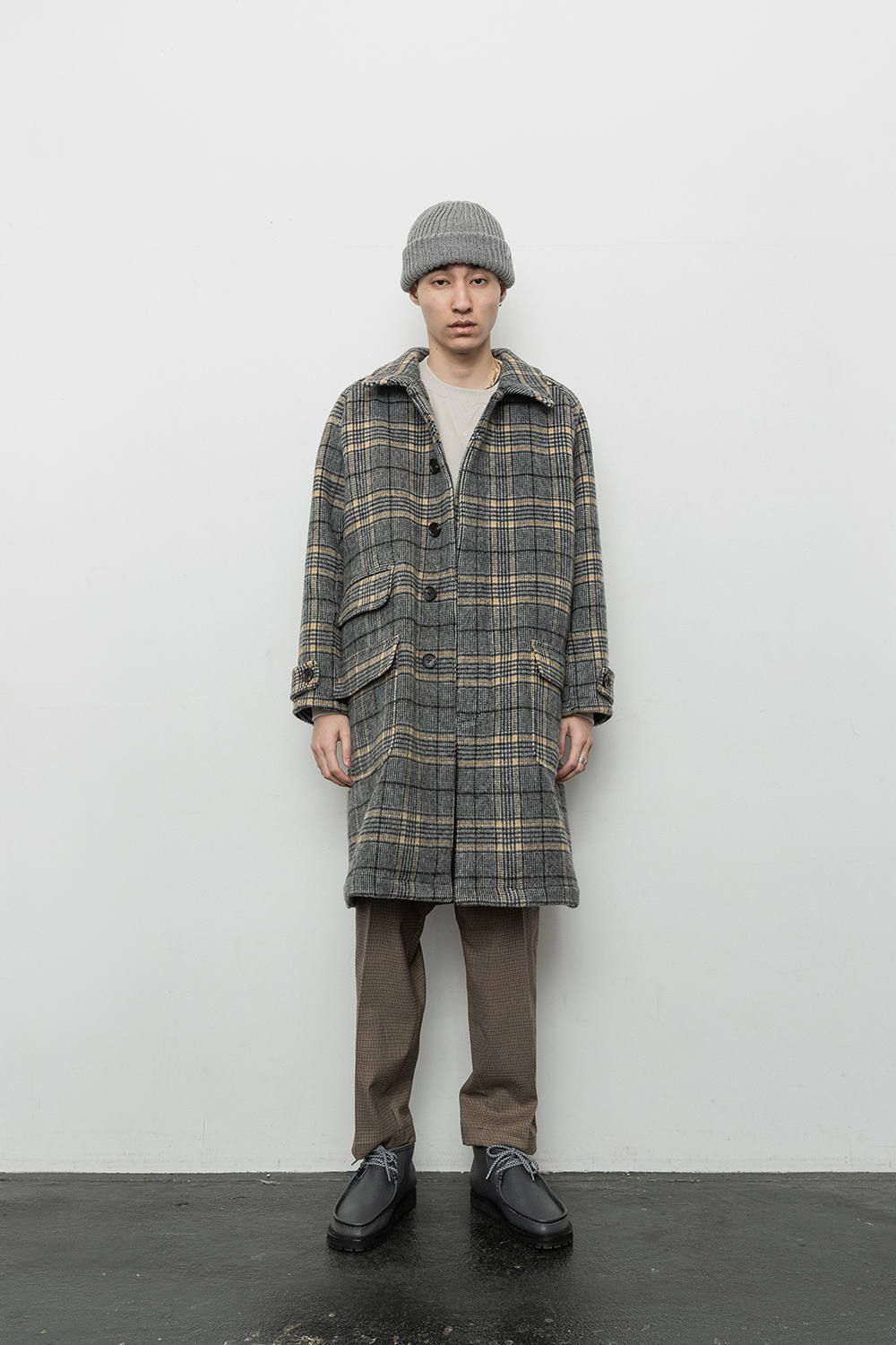 - 2019 A/W LOOK BOOK -