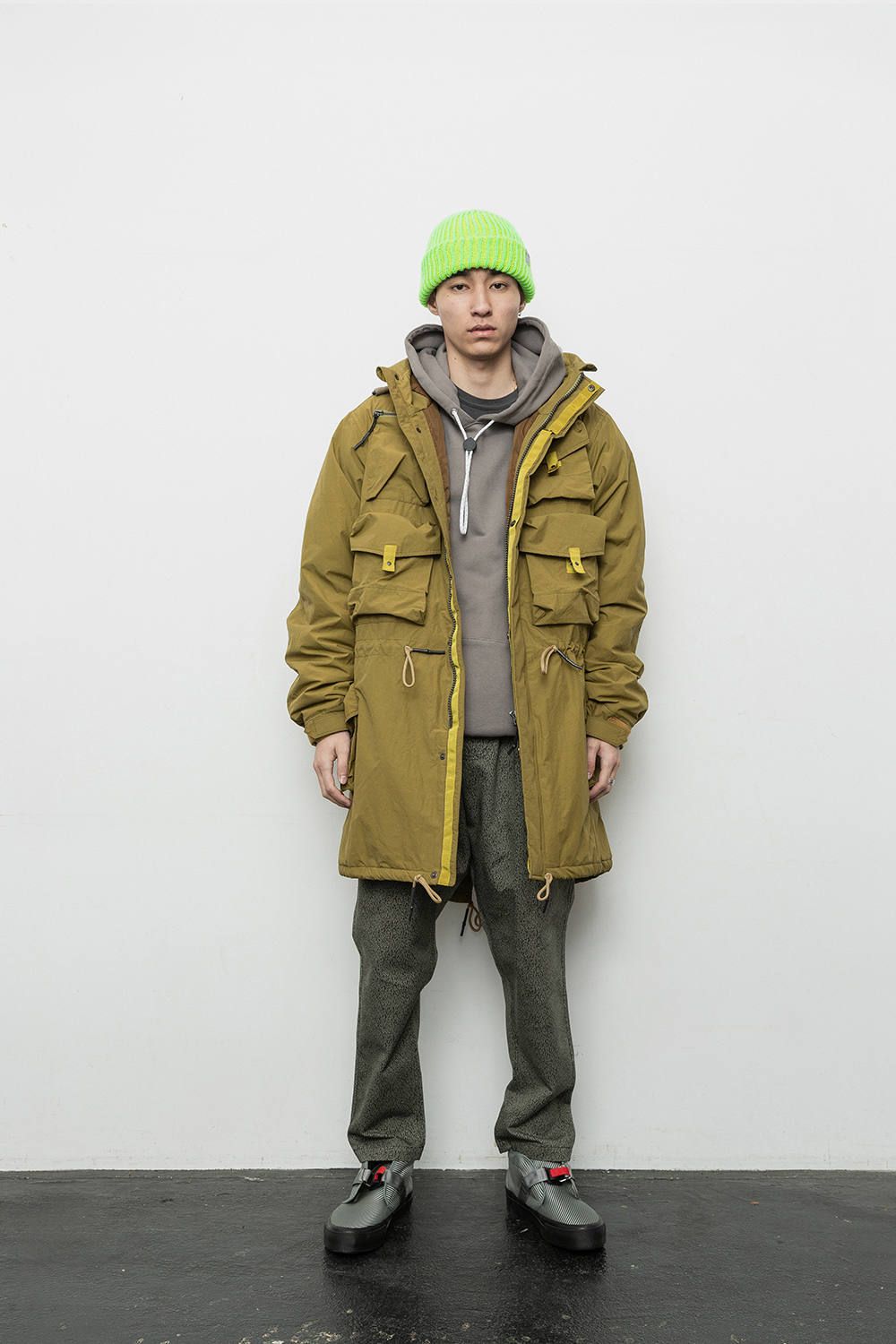- 2019 A/W LOOK BOOK -