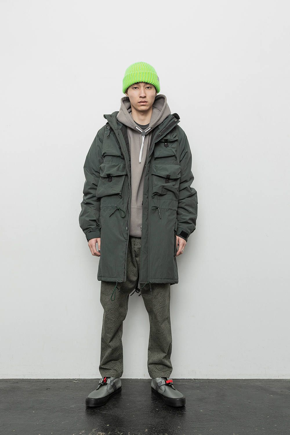 - 2019 A/W LOOK BOOK -