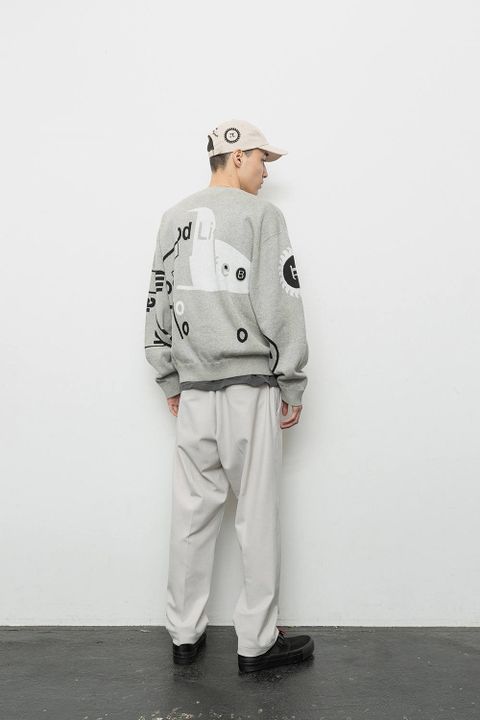 - 2019 A/W LOOK BOOK -