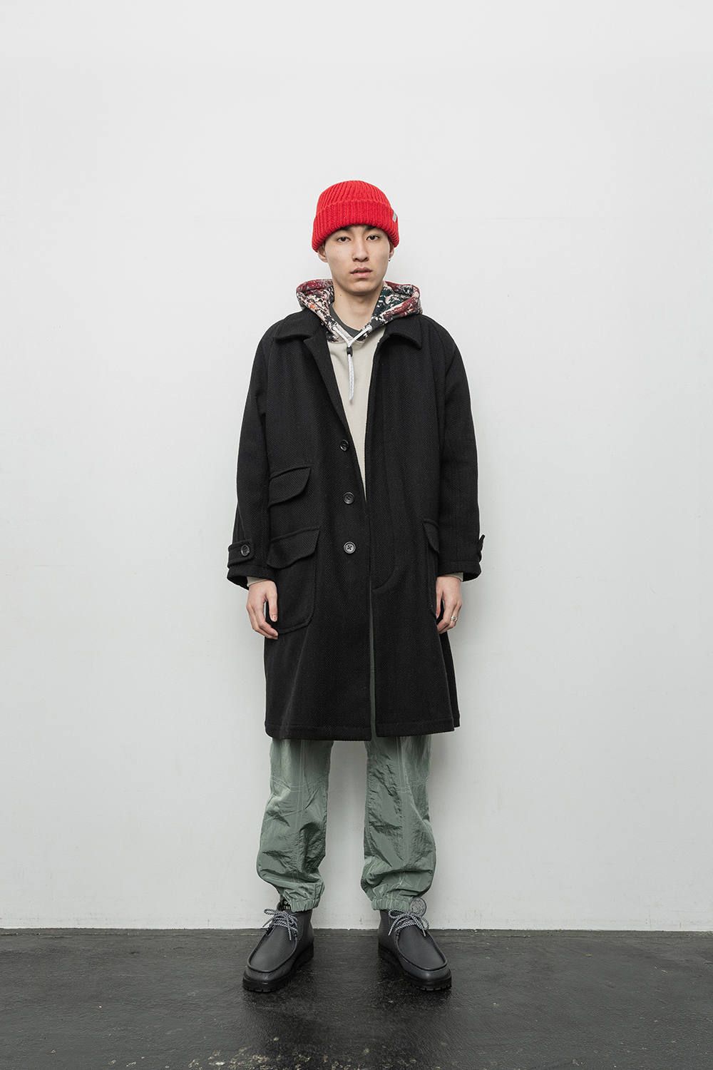 - 2019 A/W LOOK BOOK -