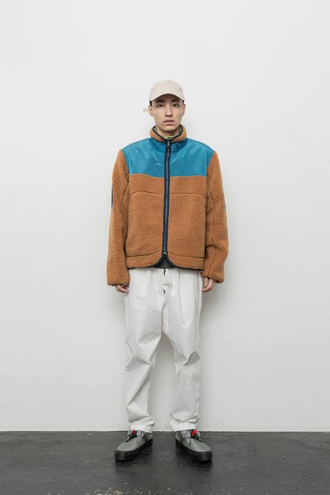 - 2019 A/W LOOK BOOK -