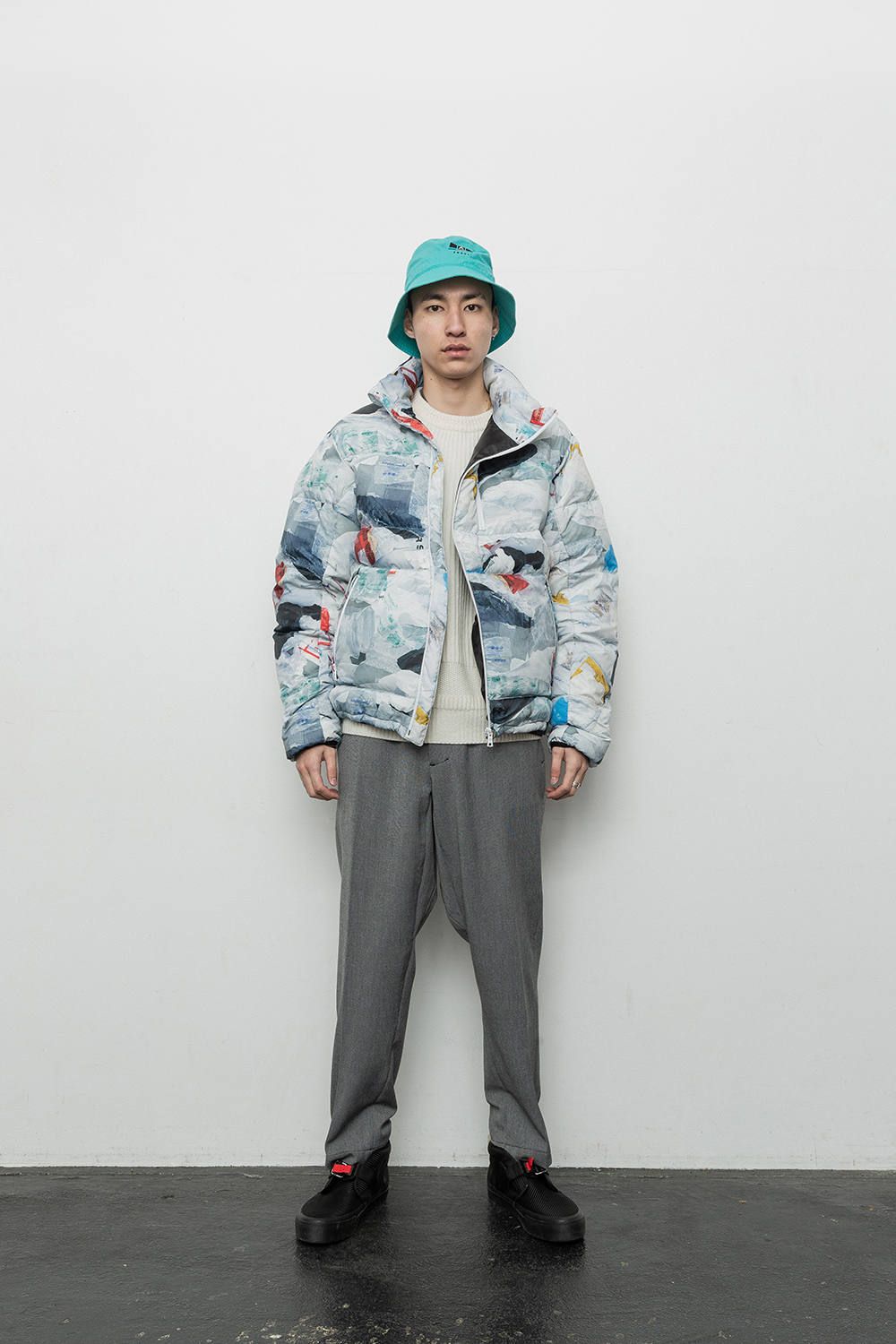 - 2019 A/W LOOK BOOK -