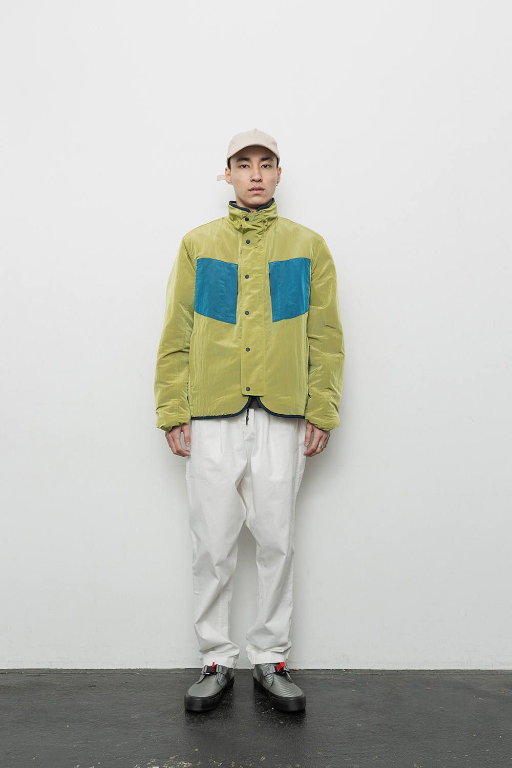 - 2019 A/W LOOK BOOK -