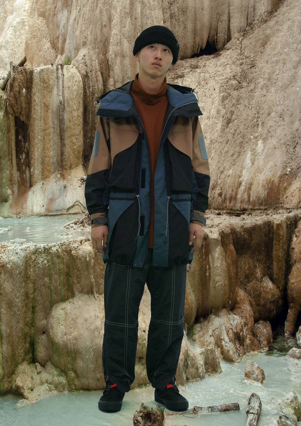 - 2019 A/W LOOK BOOK -