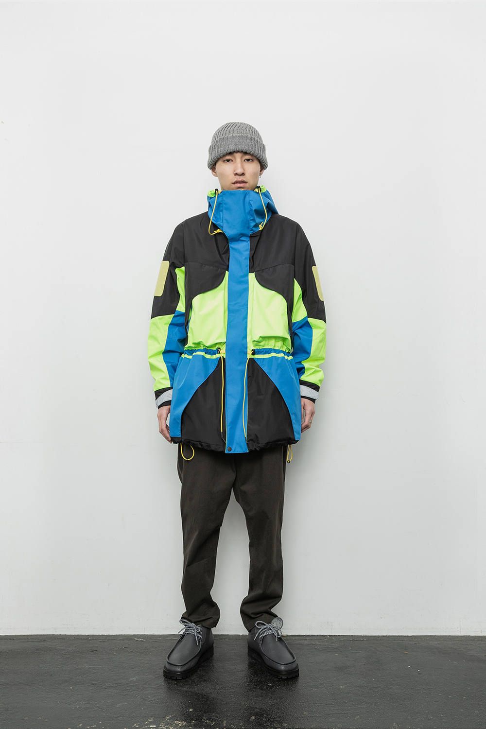 - 2019 A/W LOOK BOOK -