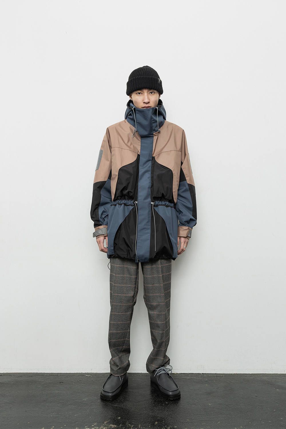 - 2019 A/W LOOK BOOK -
