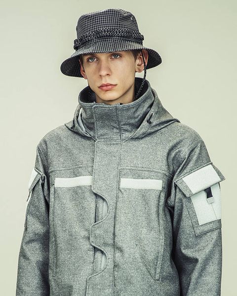 - 2019 A/W LOOK BOOK -
