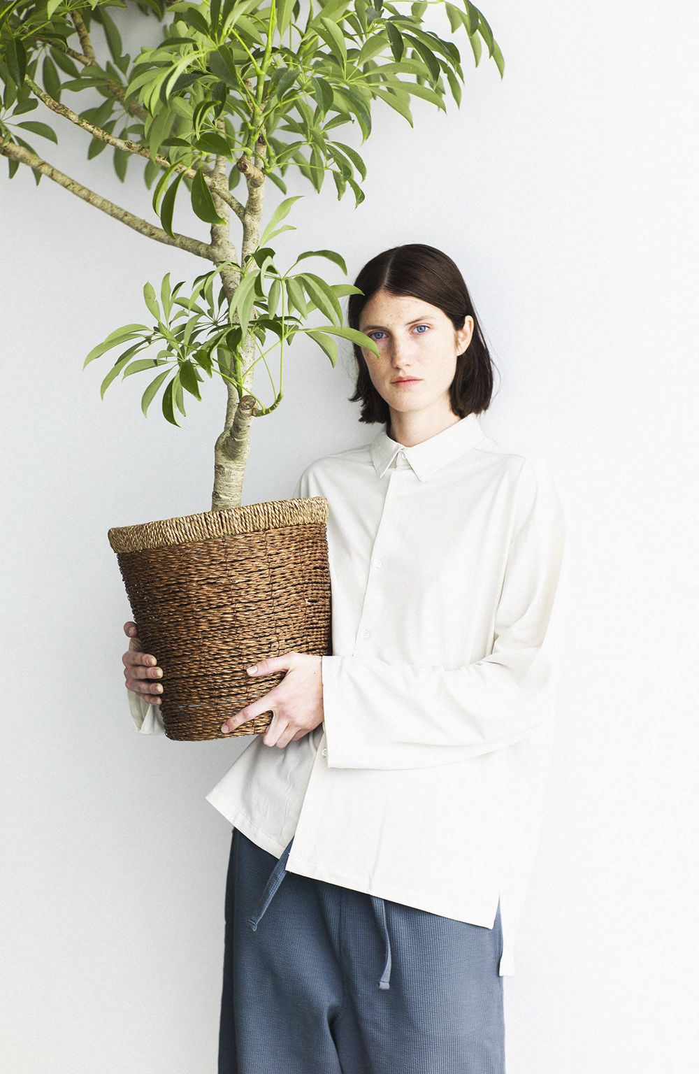 - 2019 A/W LOOK BOOK -