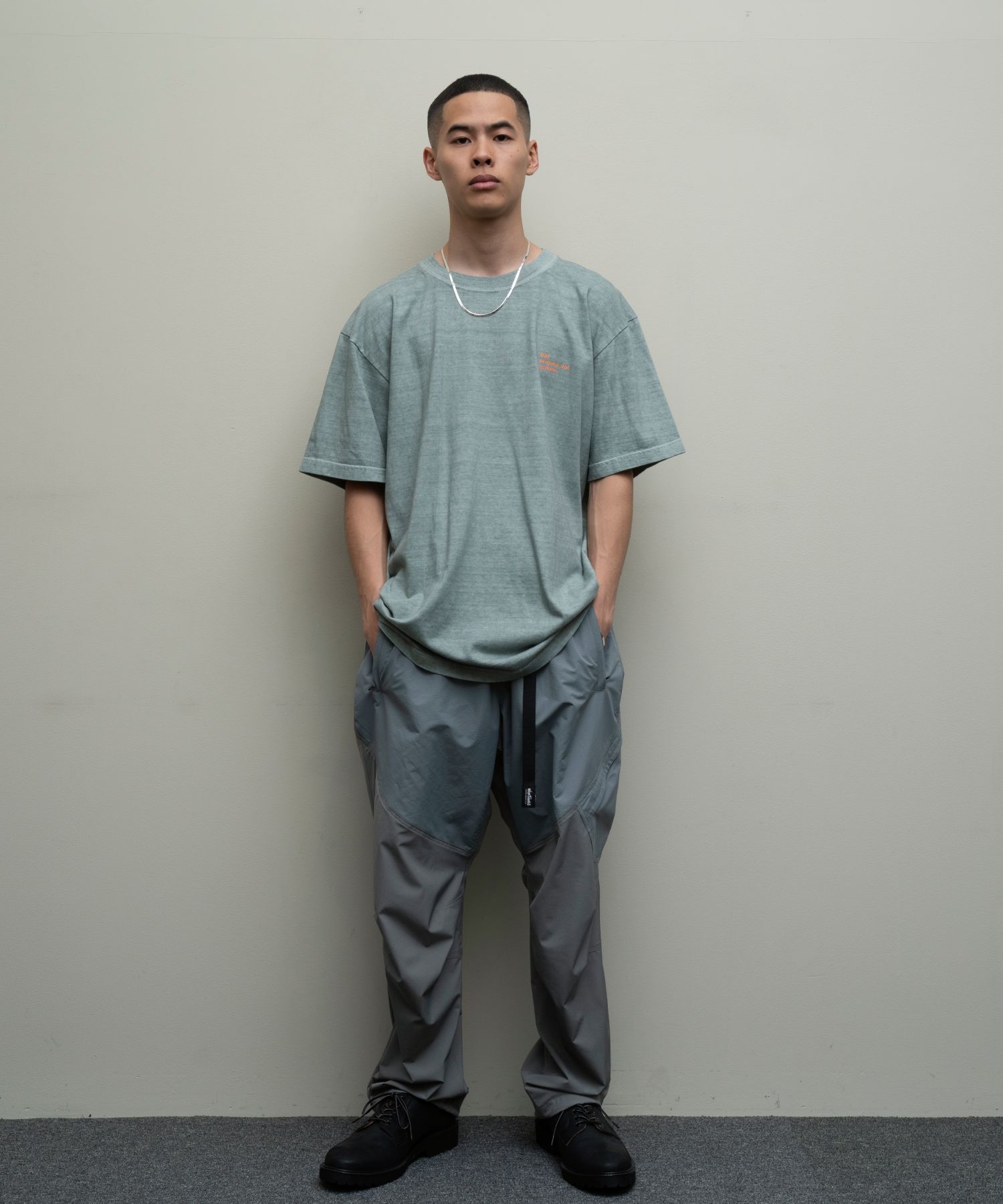 BAL×WILDTHINGS NYLON TRACK PANTS GRAPHTE | hartwellspremium.com