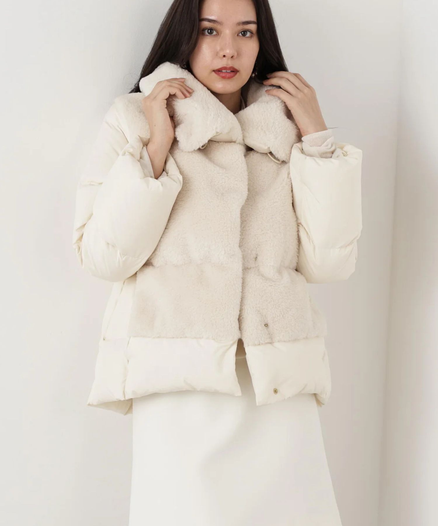 ファーコンビビックカラーミドルダウンコート(エクリュ)ナイロン / 前ドット釦あき / 裏地付き / ポケット×2 / 0315252102