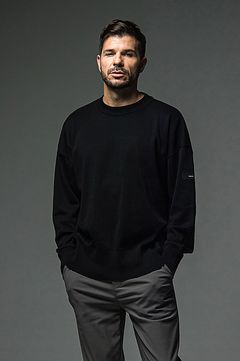 オーバーサイズロングスリーブセーター (ブラック) シルクコットン / クルーネック / 伸縮性有り