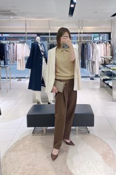 お仕事帰りに友人とカフェへ