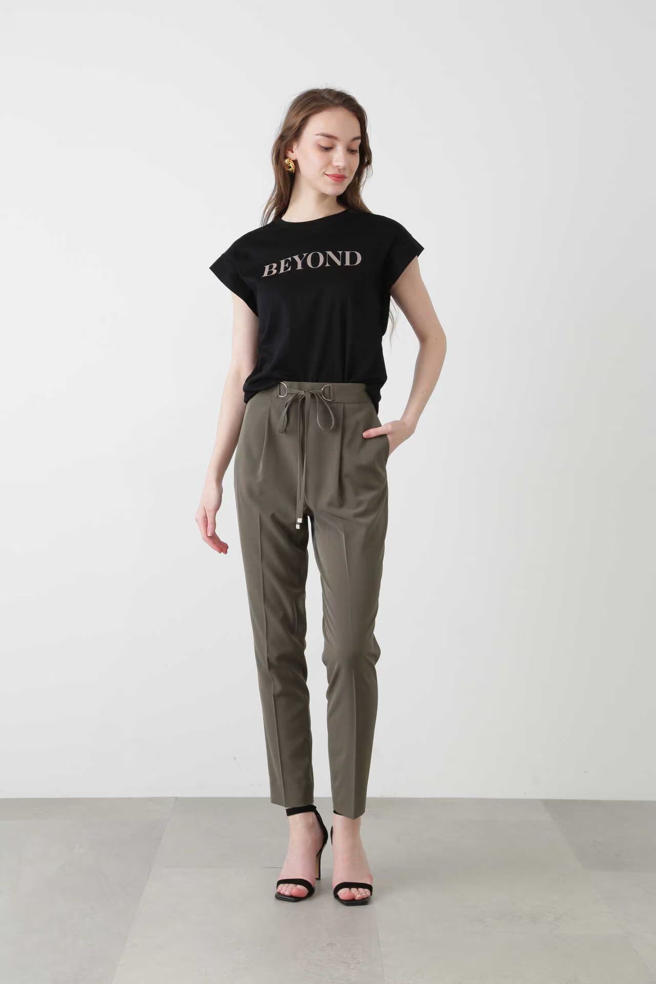 フレンチスリーブロゴTシャツ（ブラック）綿100% / ストレッチ / ウォッシャブル / 日本製