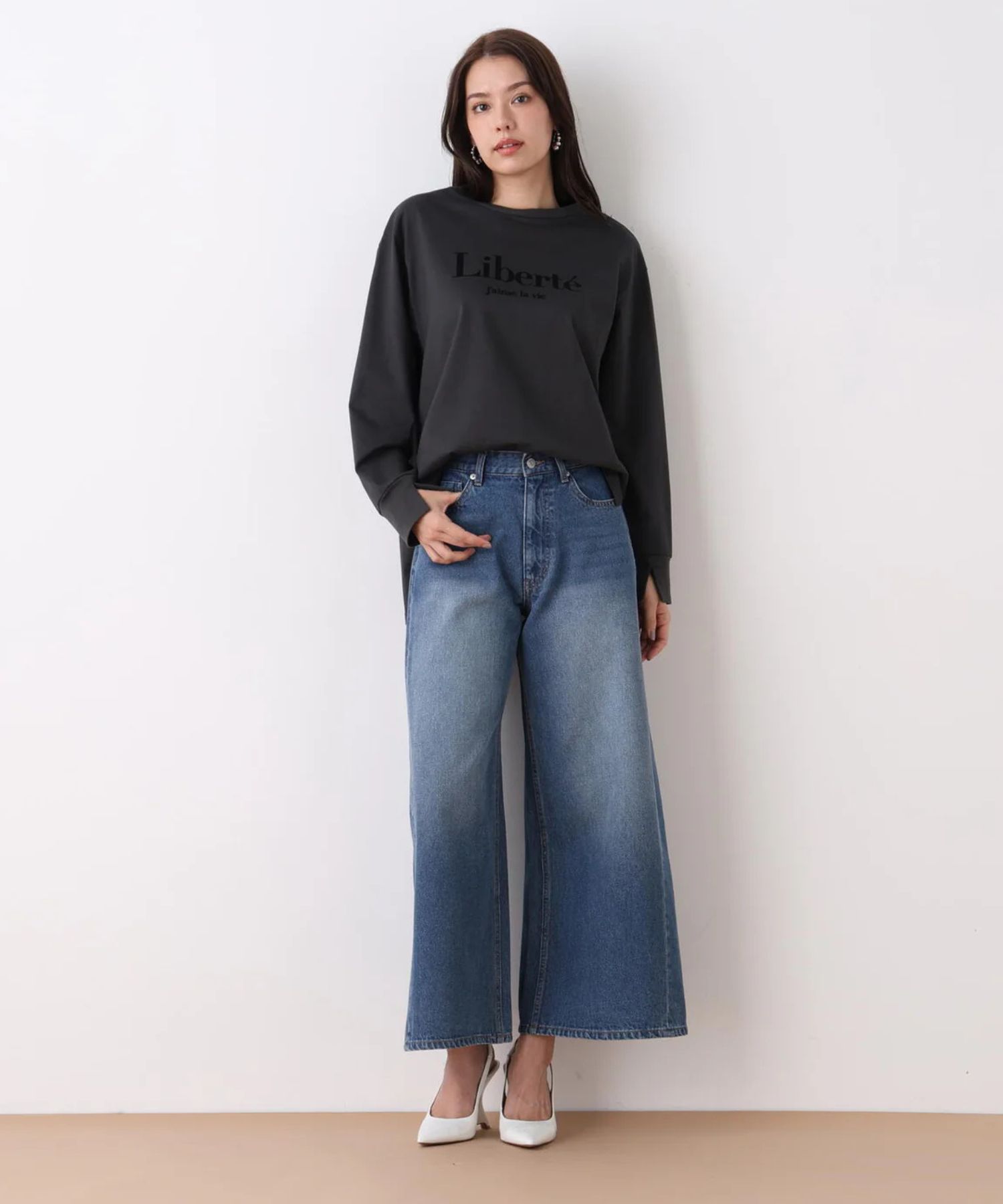 「Liberte」ロングTシャツ(カーキグレー)コットン / ウォッシャブル / 手洗い可 / ストレッチあり / 裏地無し / 袖口リブにスリットあり / 0316160209