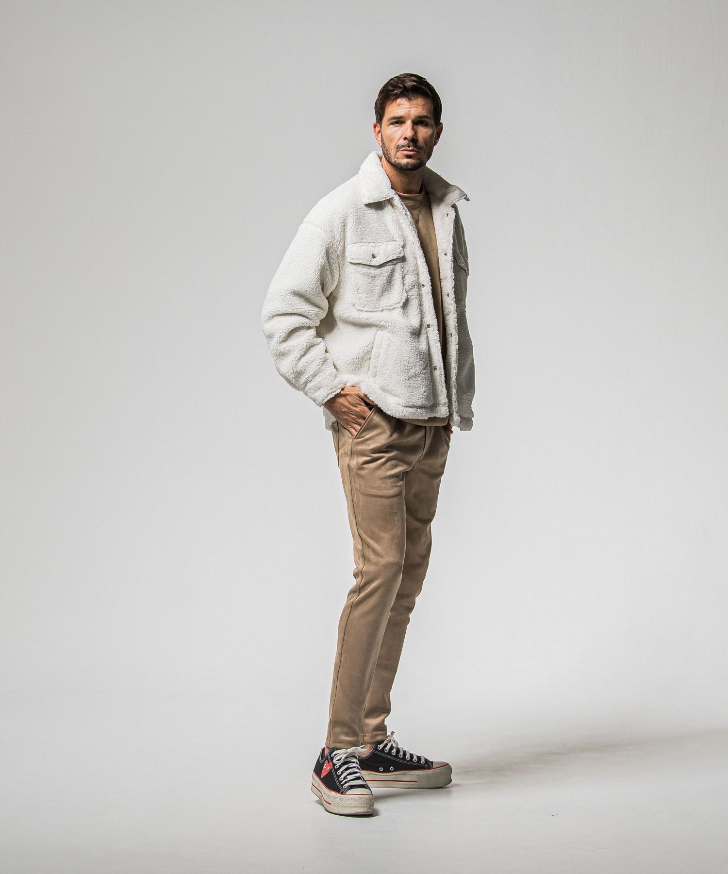 CHRIS EASY suede TUCK PANTS ( BROWN) ポリエステル / 360°ストレッチ素材 / ウエストドローコード付き /スラッシュポケット / RC38-ST-016T