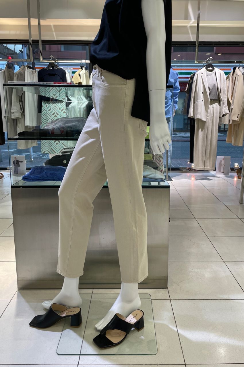 スリムテーパードデニムパンツ / ウォッシャブル