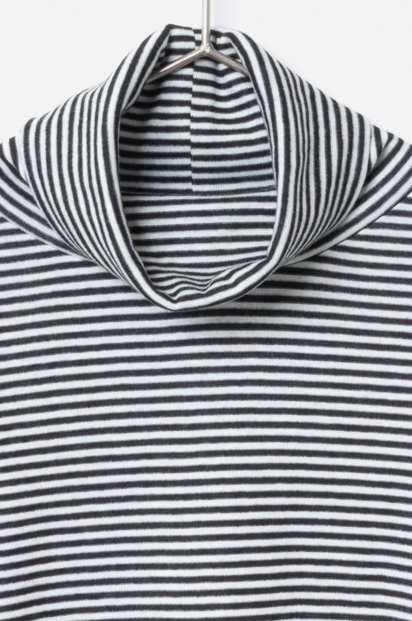 STRIPE TURTLENECK PULLOVER / ストライプ タートルネックプルオーバー