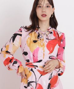 フラワープリントギャザーブラウス(ピンク系)ポリエステル / ストレッチ性無し / 裏無し / 後ろボタンあきありのかぶり / 0316110120