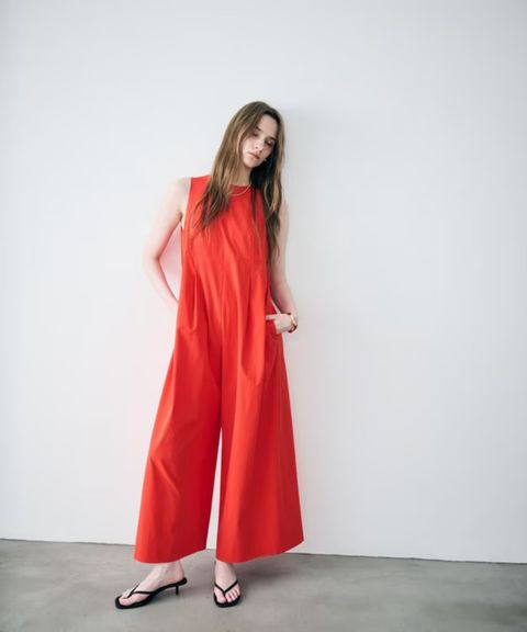 クールタッチカラータイプライターオールインワン(スカーレット) ポリエステル / ウォッシャブル/ Aライン / 後ろファスナー / OPUVLS0402